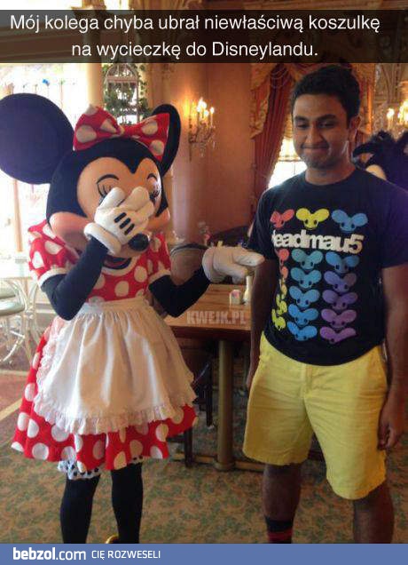 Niewłaściwa koszulka do Disneylandu
