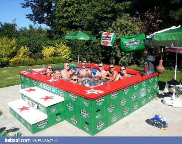 Tymczasem w siedzibie Heinekena 