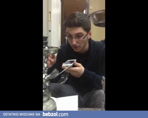 Śpiewanie samemu ze sobą