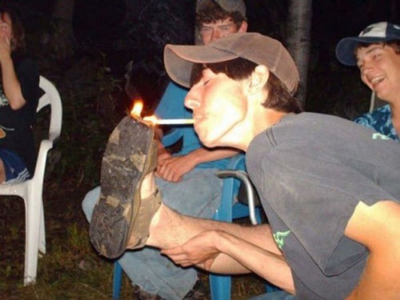 Faceci lubią robić dziwne rzeczy (19 zdjęć)