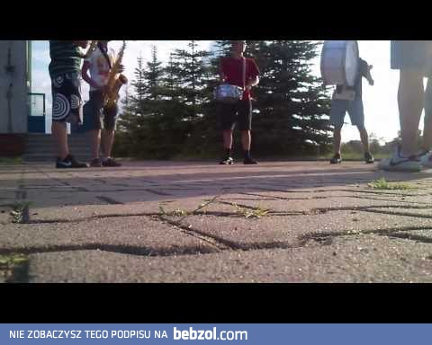 Elektrykowskie Grajki - Ona tańczy dla mnie