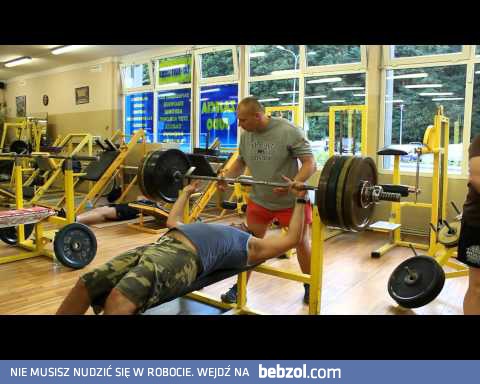 Osoba z porażeniem wyciska 177,5KG, a Ty jaką masz wymówkę?