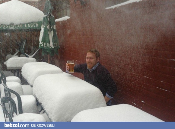 Jedyny klient w pubie