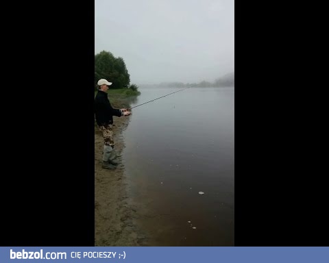 Nietypowy gość na rybach