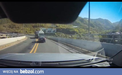 Wyprzedzanie na zakręcie