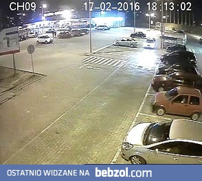 Kolizja 15-latka pod Centum Handlowym Wamex