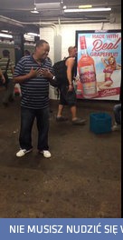 Ciekawy głos w nowojorskim metrze