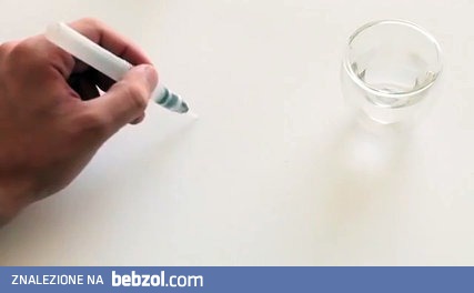 Ciekawa technika malowania za pomocą wody i tuszu. 