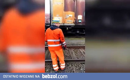 Wagony łączy się tak...