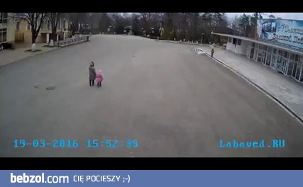 Idziesz sobie spokojnie, a tu nagle...