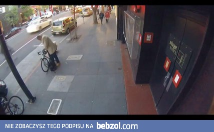 Kradzież roweru w biały dzień przy pomocy szlifierki 