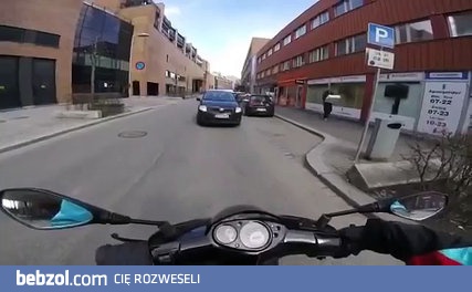 Agresja drogowa w wykonaniu kierowcy skutera