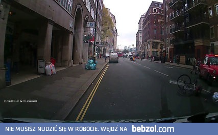 Brytyjska policja i jej szybka reakcja na zdarzenie drogowe