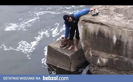 Ratowanie psa, który wpadł do kanału