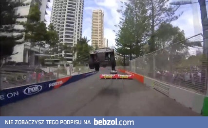 To nie animacja komputerowa tylko widok z kamery