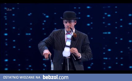 Efektowna wieża z baniek mydlanych