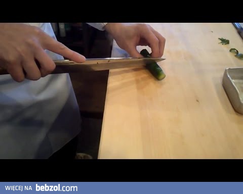 Krojenie ogórka