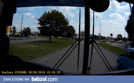 Parę sytuacji na drodze z jednego dnia 30.06.2016