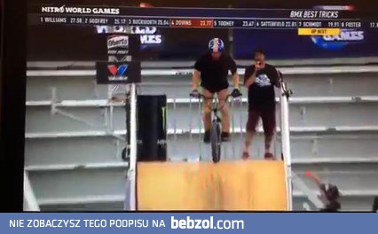 Pierwszy na świecie backflip 4 whip