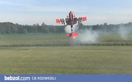 Absurdalny lot 3DHS Demonstrator Edge 540