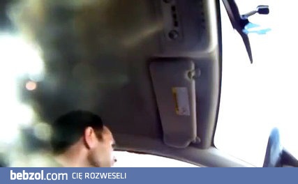 Facet myśli że jest kozakiem i nie musi sluchać poleceń policji