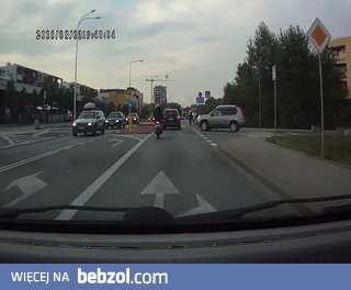 No i gdzie się pchasz stara...