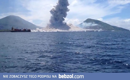 Erupcja wulkanu w Papui-Nowej Gwinei nagrana na kamerze