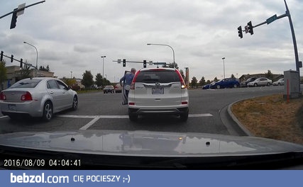 Kobieta, która została przejechana przez własny samochód 