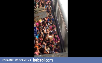 W Indiach wsiadamy do pociągu tak