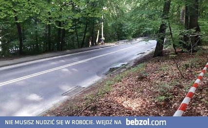 Konkretny dzwon podczas Górskich Samochodowych Mistrzostw Polski 