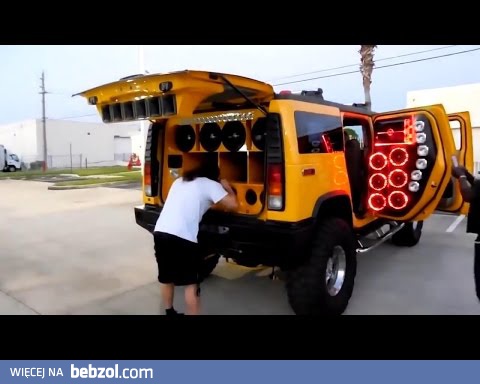 Miłośnik potężnego dźwięku