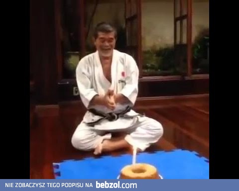 Jak emerytowany karateka zdmuchuję świeczkę