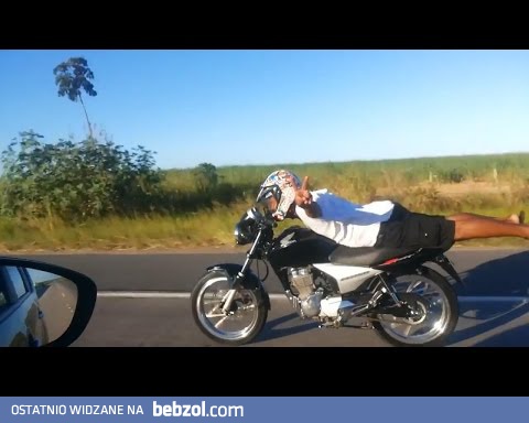 Superman na motocyklu