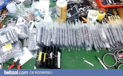 Naprawa telefonów Refurb u chińczyków.Nie polecam.