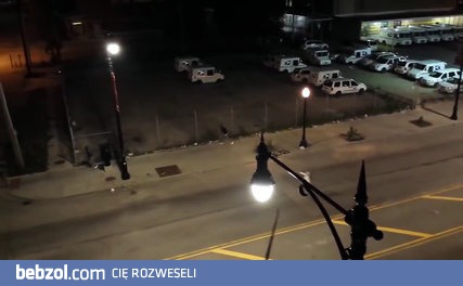 Wyjdź z domu, może pod Twoim blokiem napierdalają się magowie