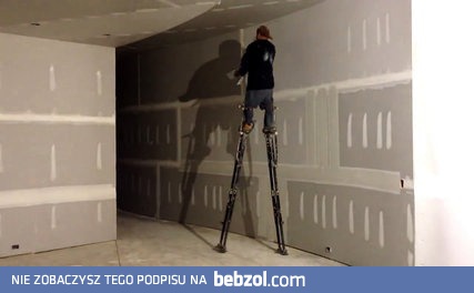 Drabina dla tynkarza to strata czasu. Tak się to robi