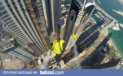 Wingsuit między drapaczami chmur w Dubaju 