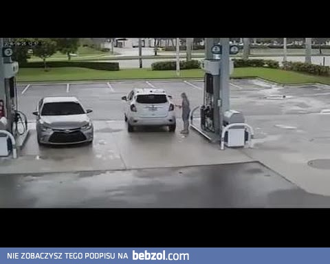 Złodziejaszek na stacji