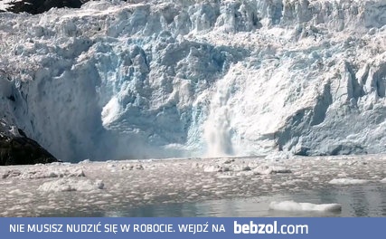 Oberwanie lodowca i powstała z tego fala