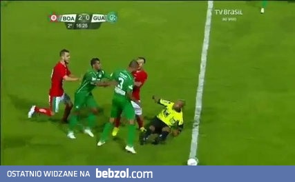 Atak na sędziego za czerwoną kartkę w brazylijskiej lidze