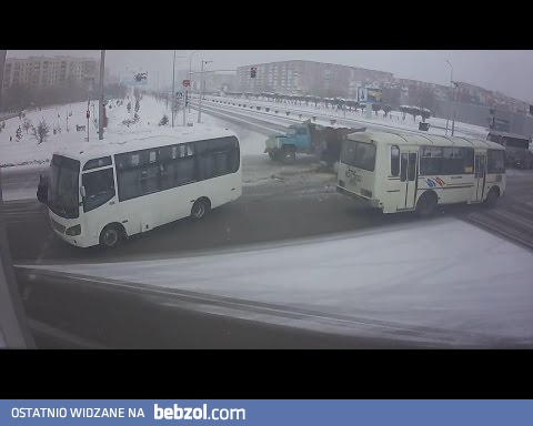 Przejechał na czerwonym