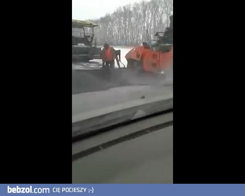 Jak się kładzie asfalt w Rosji