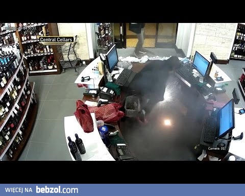 Mocna akcja w monopolowym