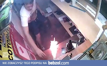 Wybuch baterii telefonu podczas wymiany