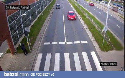 Wypadek na DK28 w Krośnie [26.09.2017] - pierwsza pomoc