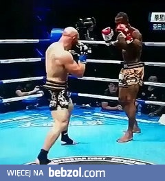 Zawsze przenoś ciężar ciała na tylną nogę