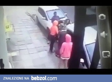 Brutalne pobicie i rabunek młodej Włoszki