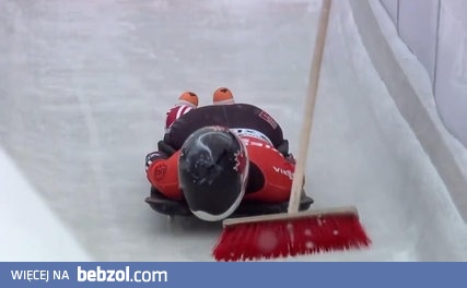 Niespodzianka na torze saneczkarskim