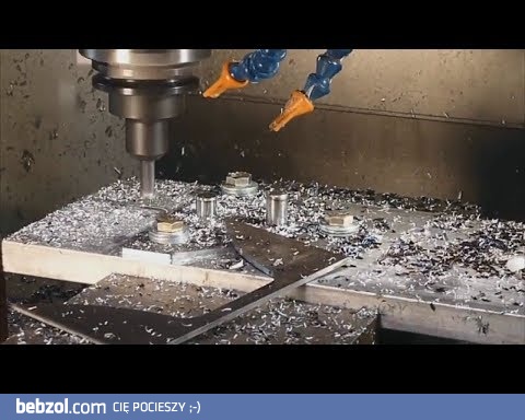 Kiedy na obrabiarce numerycznej pójdzie coś nie tak