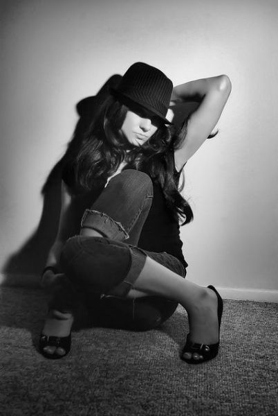 Modelki w dziwnych pozach Modelki w dziwnych pozach